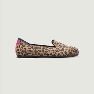 ROTHY LITTLE GIRL ANIMAL PRINT SHOES||ROUND TOE LEOPARD LOAFERS